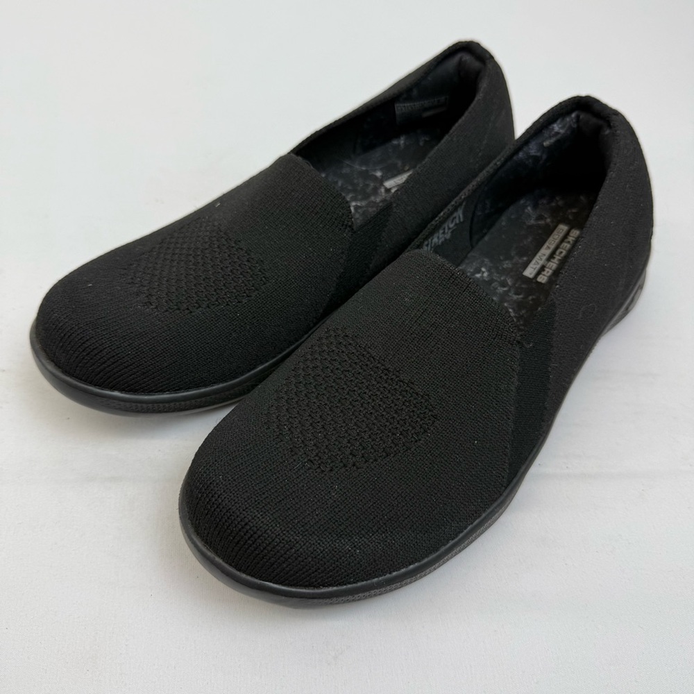 Skechers Women GO Step Lite Washable Striking Slip-Ons Size 7.5